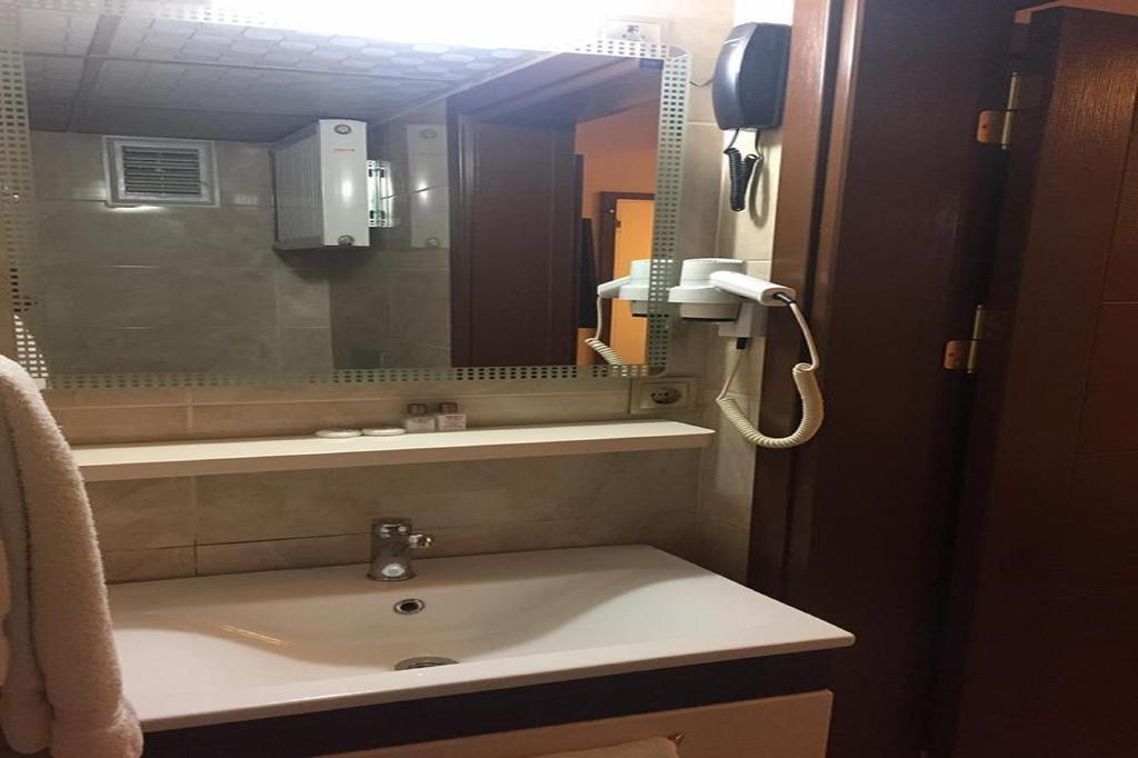 Mesnevi Otel 2*